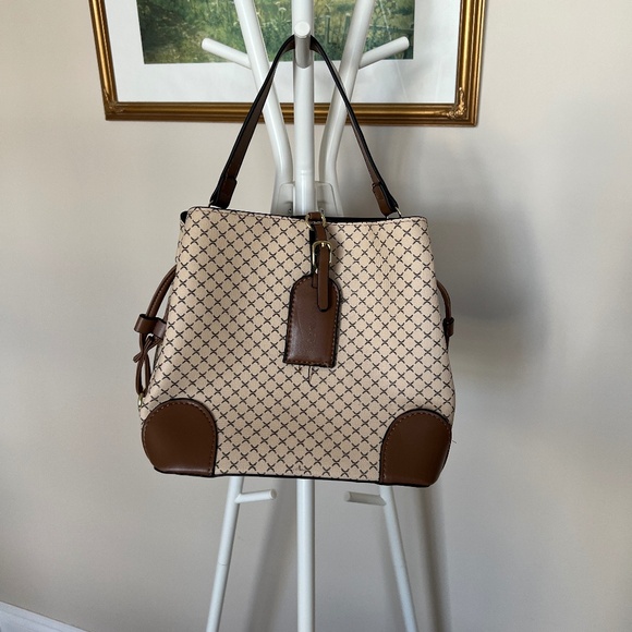 Top Handle Vegan leather bag - Picture 1 of 3